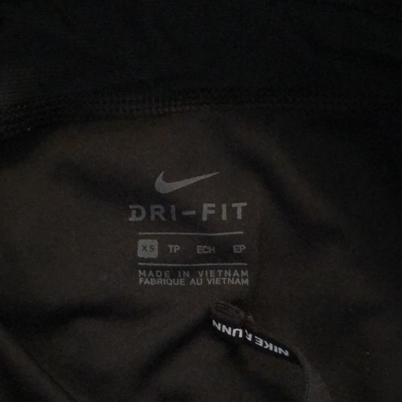 NIKE RUNNING DRI-FIT shorts - Picture 4 of 6